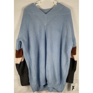 NWT Trendi Brand Oversized Lightweight V-Neck Knit Sweater Light Blue Striped S